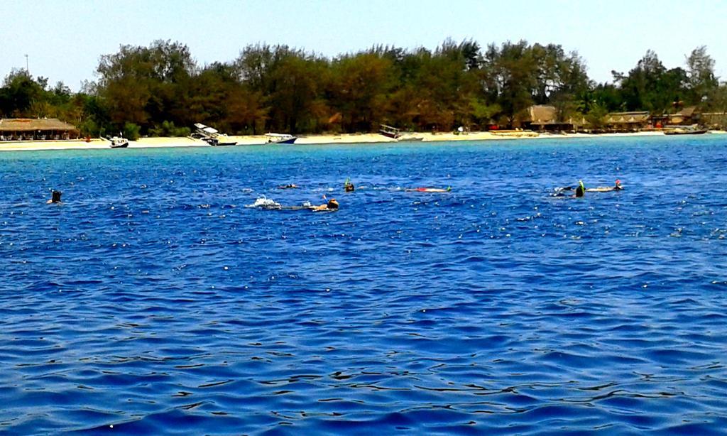 Ina Gili Guesthouse Gili Air Bagian luar foto