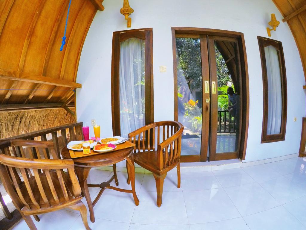 Ina Gili Guesthouse Gili Air Bagian luar foto